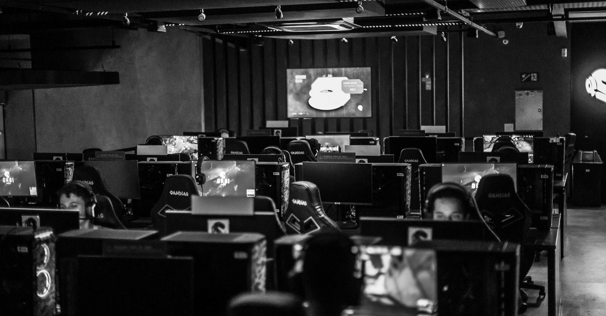 Peluncuran Pelacak Offseason League of Legends 2026 oleh She